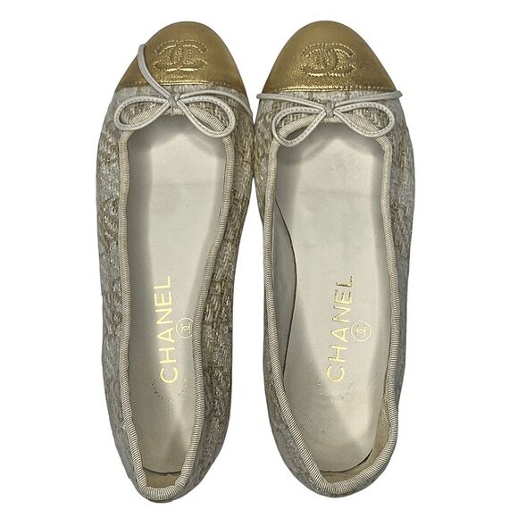 Chanel Tweed & Gold Cap Toe Ballet Flats 37C Classic Logo Flats Interlocking C - Picture 7 of 13